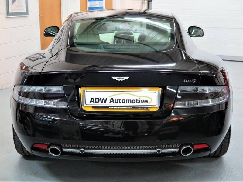 Used Aston Martin DB9 476 HP (350 kW) 2010 Black Coupe