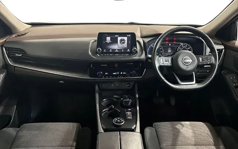 Used Nissan X-Trail Acenta Premium 213 HP (156 kW) 2024 Grey SUV