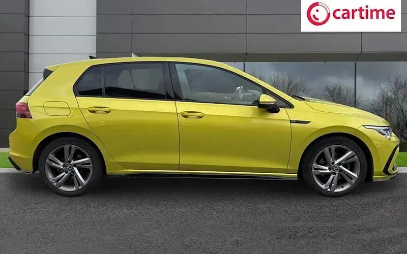 Used VW Golf VIII R-line 150 HP (110 kW) 2023 Hatchback