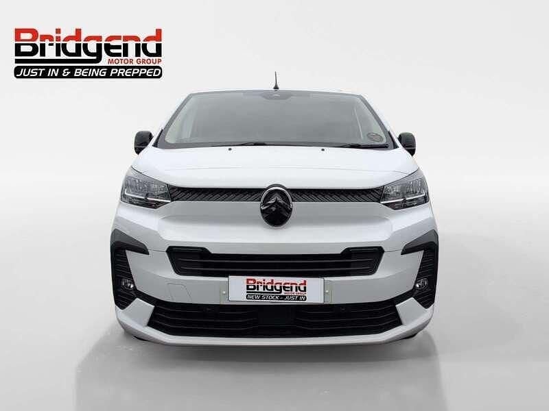 Used Citroën Dispatch 120 HP (88 kW) 2024 White MPV
