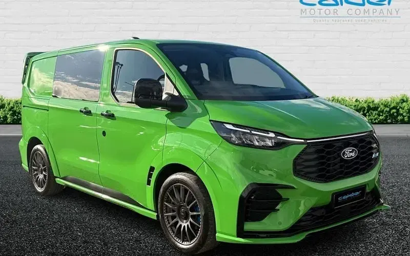 Used Ford Transit Custom 170 HP (125 kW) 2025 Green Van