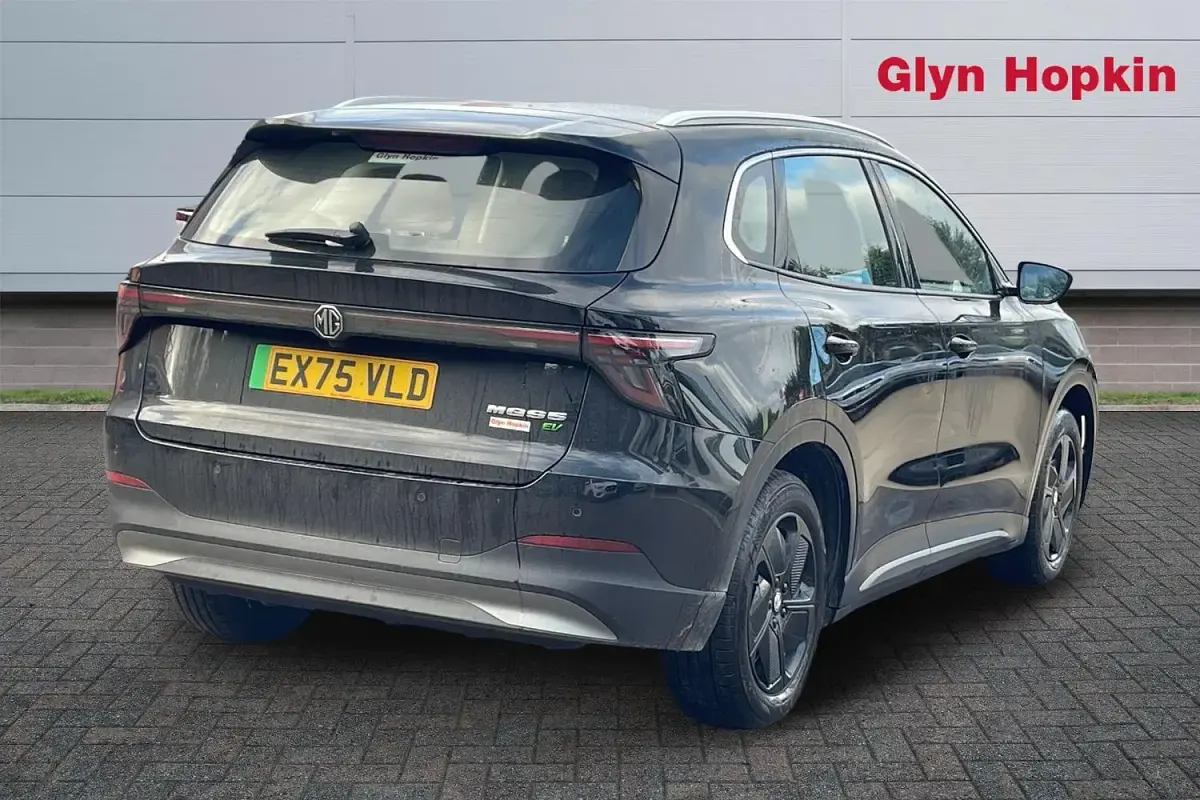 New MG MG5 EV SE 2025 Black Estate