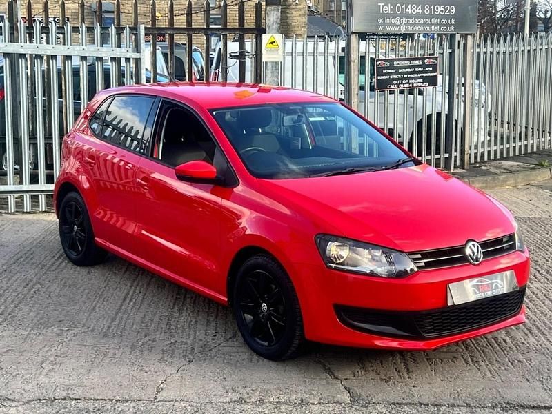Used VW Polo SE 85 HP (62 kW) 2010 Red Hatchback