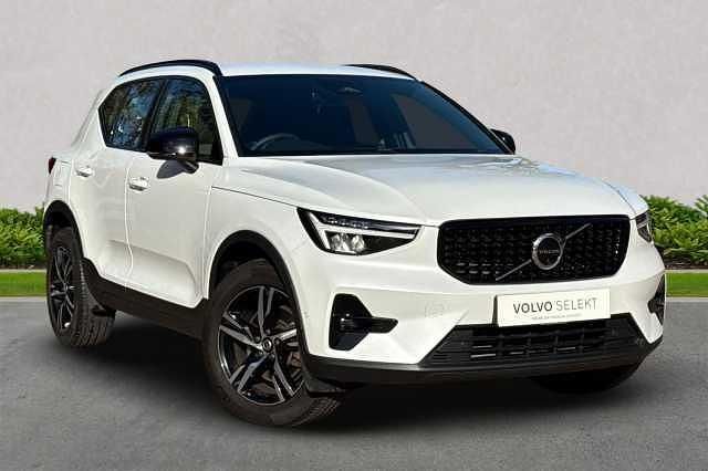 Used 2022 Volvo XC40 Plus SUV | £27,849 (Fair price) - Image 1/4