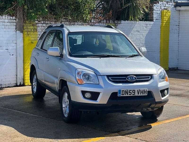 Silver Used 2010 Kia Sportage 2 SUV | £1,995 (Good price) - Image 1/4