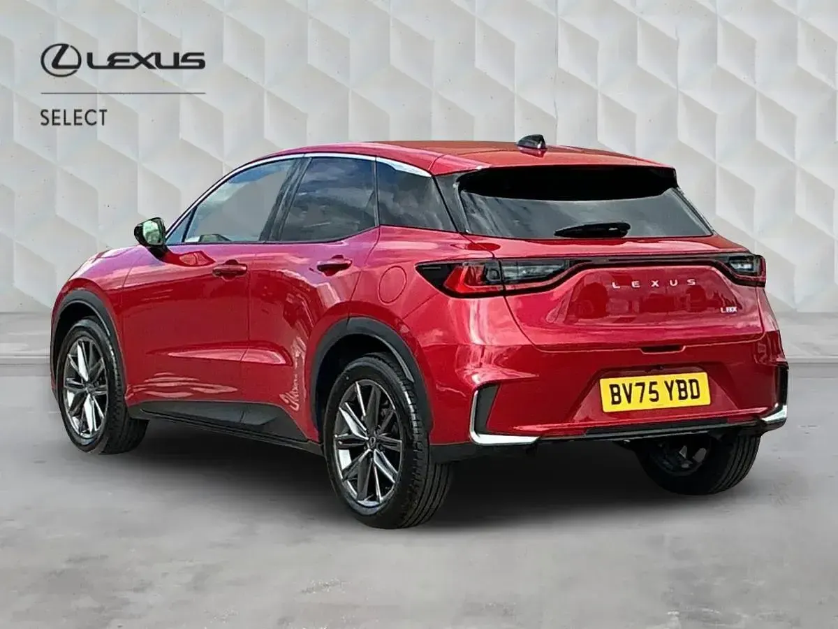 Used Lexus LBX 136 HP (100 kW) 2025 Red SUV