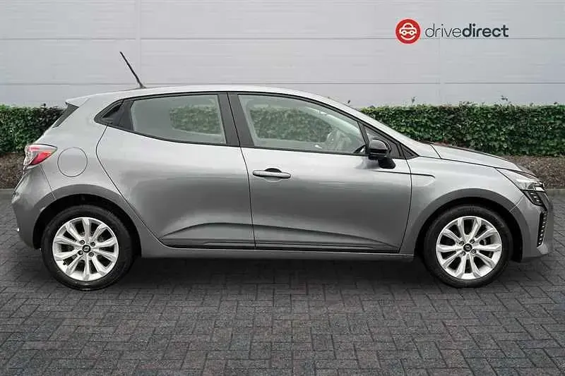 Używany Renault Clio V Evolution 90 KM (66 kW) 2025 Szary Hatchback