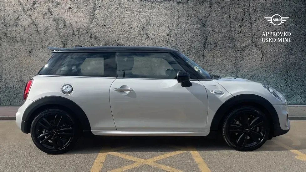 Usado Mini Cooper S Hatch 189 HP (139 kW) 2019 Prateado Citadino
