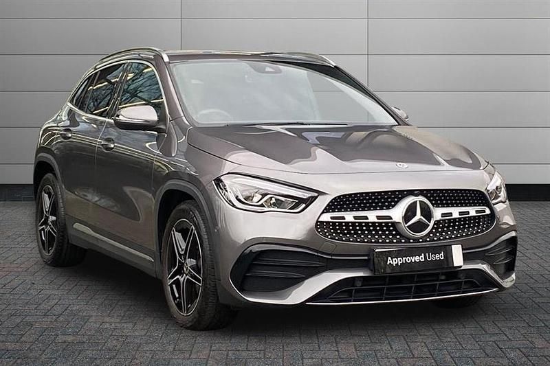 Used Mercedes GLA200 Executive 150 HP (110 kW) 2023 Mountain grey SUV