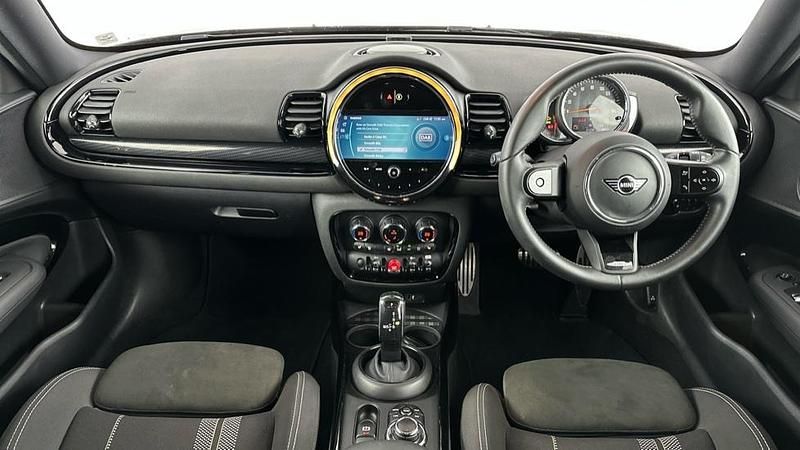 Used Mini Cooper Clubman Sport 134 HP (98 kW) 2022 Black Estate