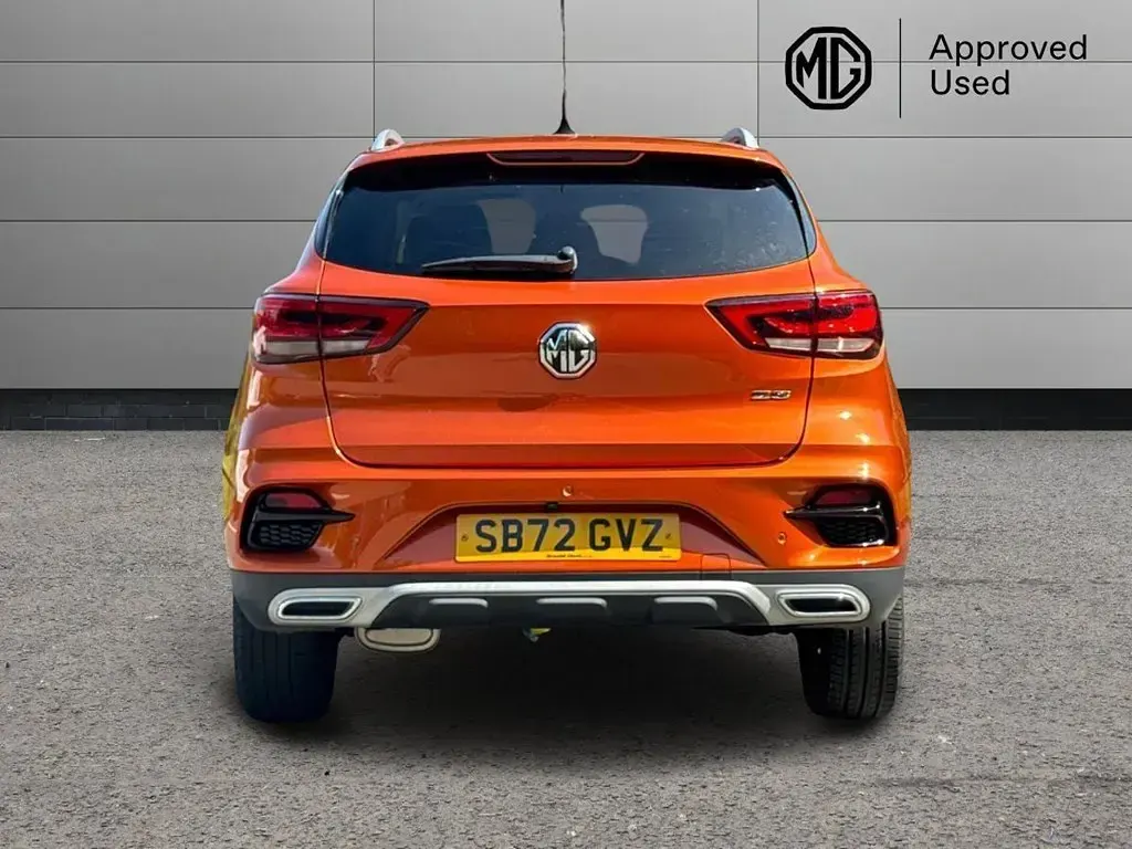 Usado MG ZS 111 HP (81 kW) 2023 Laranja SUV