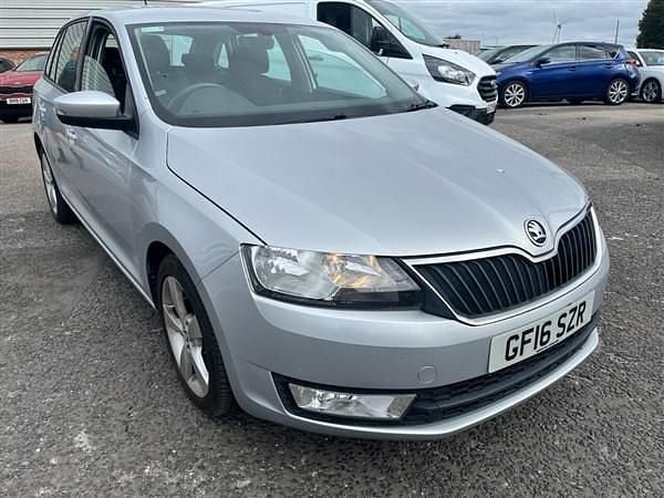 Silver Used 2016 Skoda Rapid SE Hatchback | £6,495 (Fair price) - Image 1/2