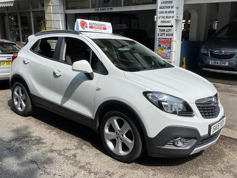 White Used 2015 Vauxhall Mokka S SUV | £5,661 (Good price) - Image 1/4