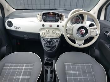 Używany Fiat 500 Lounge 69 KM (50 kW) 2017 Biały Hatchback