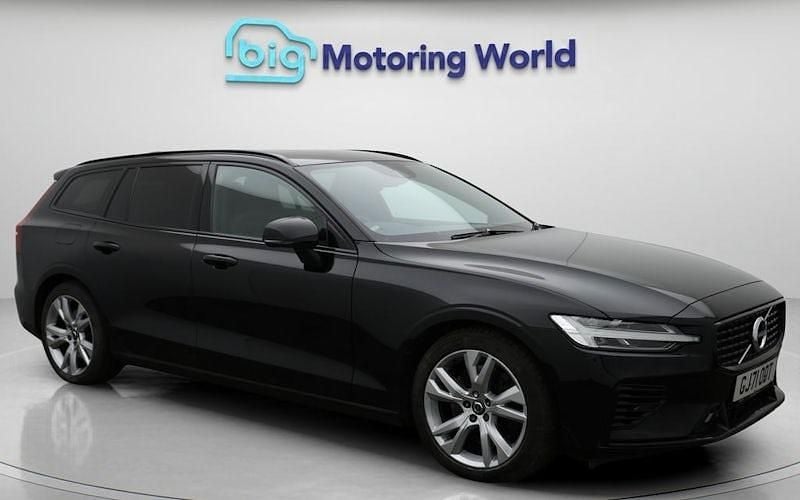 Used 2021 Volvo V60 R-Design Estate | £17,700 (Fair price) - Image 1/4