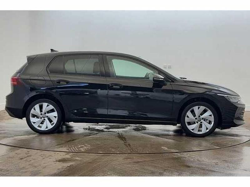 Used VW Golf VIII 204 HP (150 kW) 2025
