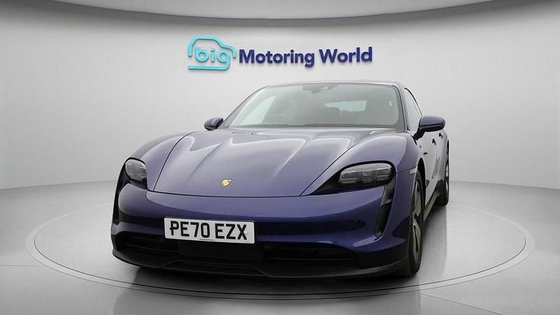 Used Porsche Taycan Performance Package 419 kW (571 HP) 2020 Sedan