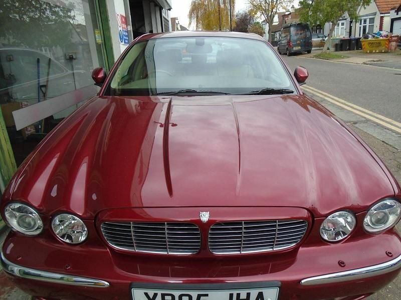 Used Jaguar XJ6 Sovereign 2005 Red Sedan