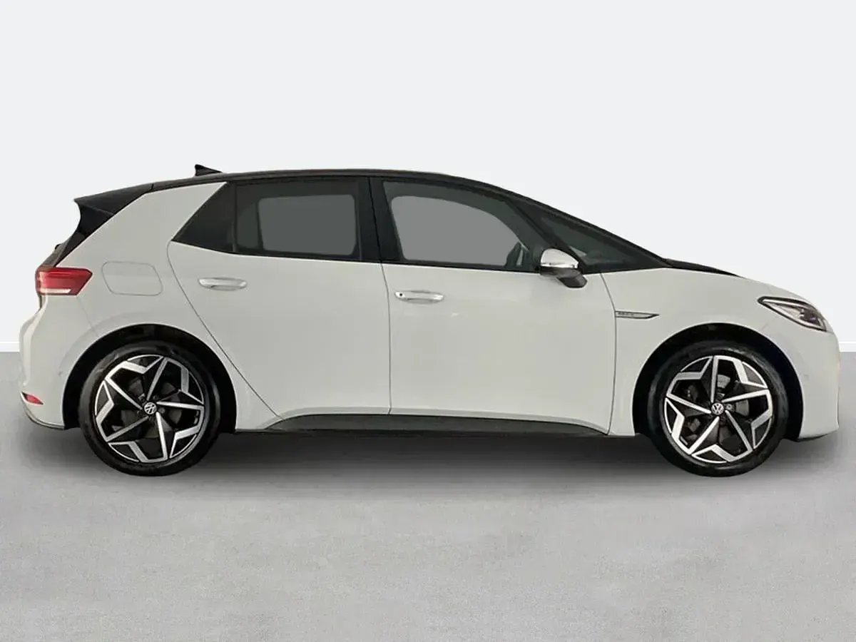 Used VW ID.3 Pro 150 kW (204 HP) 2023 White Hatchback