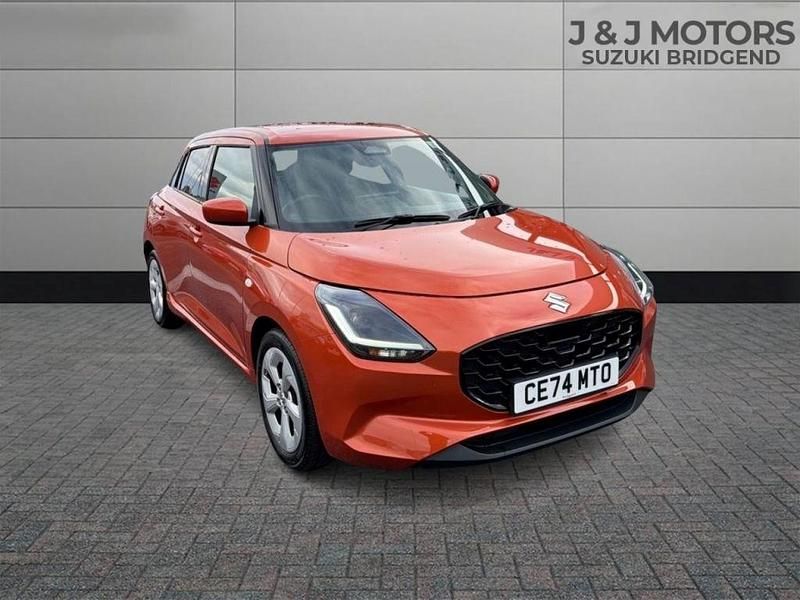 Used Suzuki Swift 82 HP (60 kW) 2024 Orange Hatchback