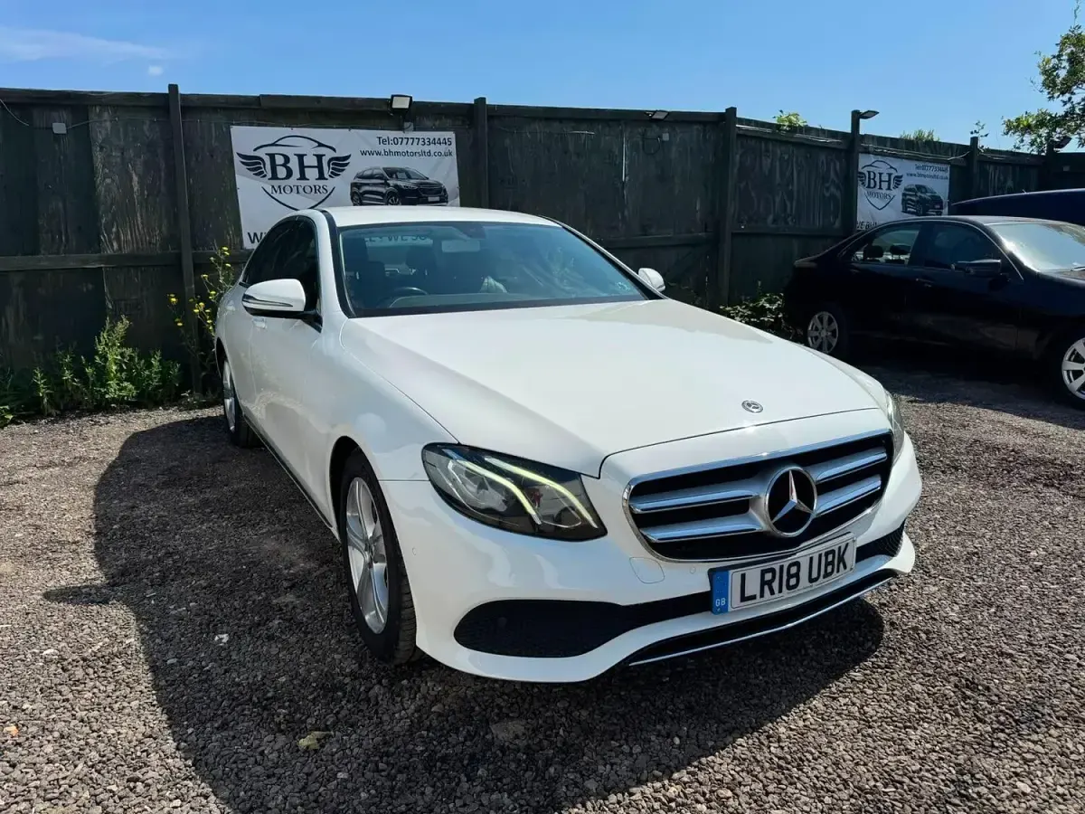 Used Mercedes E220 SE 194 HP (142 kW) 2018 White Sedan