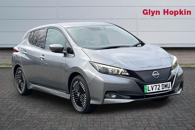 Used Nissan Leaf N-Connecta 110 kW (150 HP) 2022 Grey Hatchback
