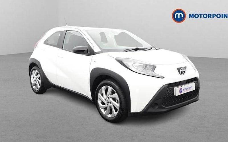 Usado Toyota Aygo X PURE 72 HP (52 kW) 2024 SUV