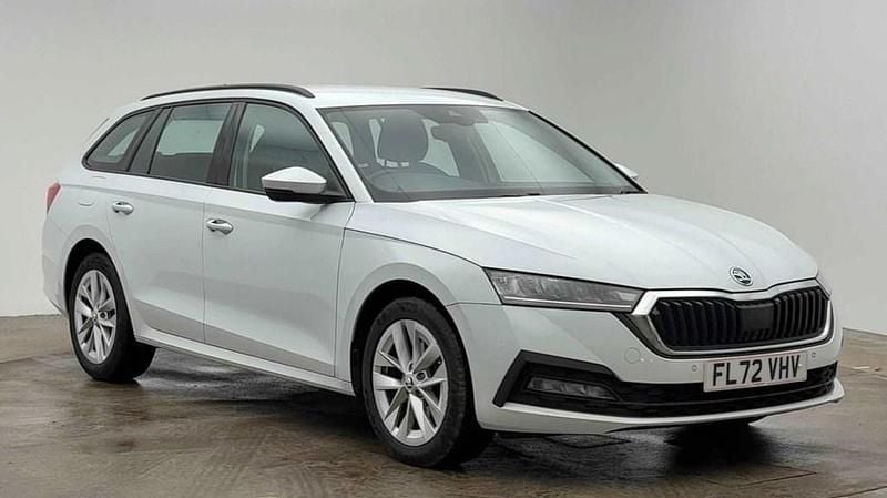 Used Skoda Octavia SE Technology 2022 White Estate
