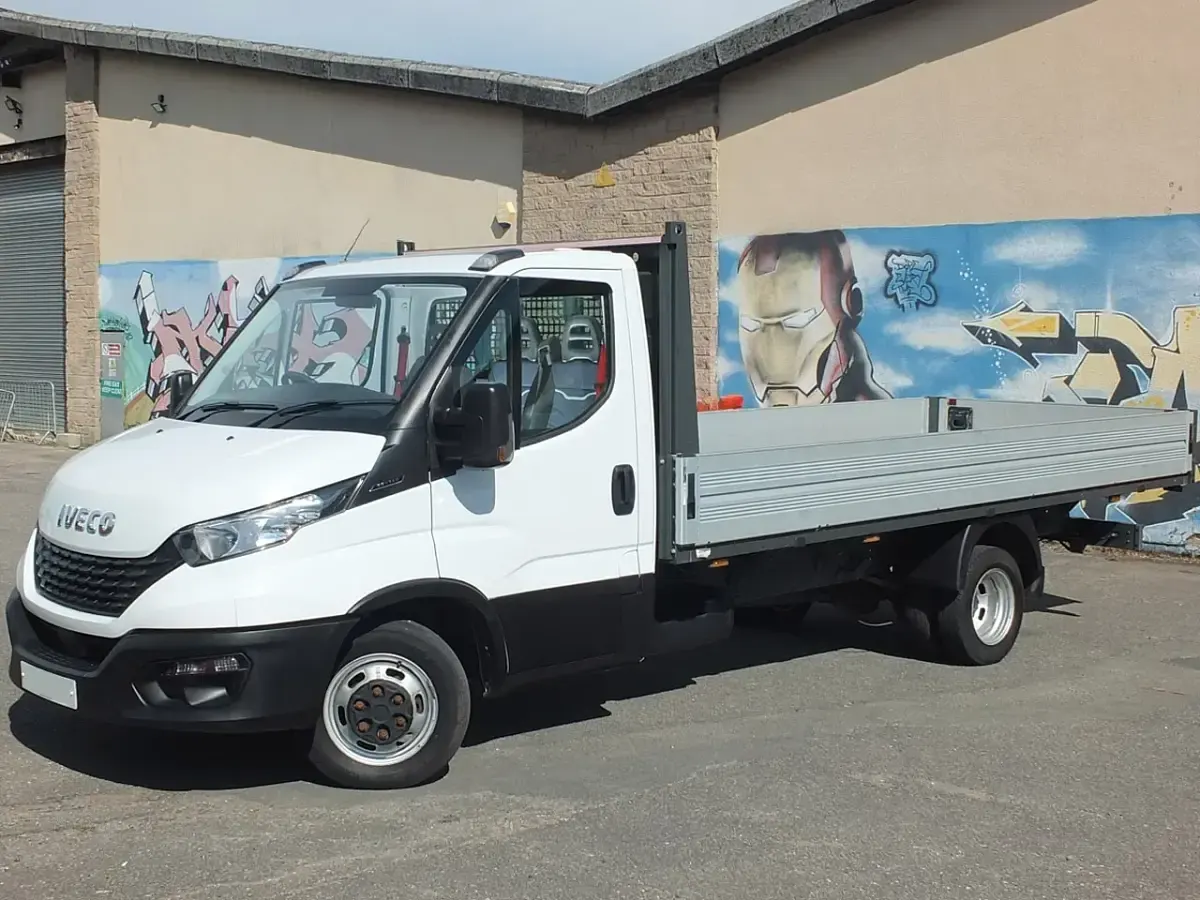Used Iveco Daily 136 HP (100 kW) 2022 White