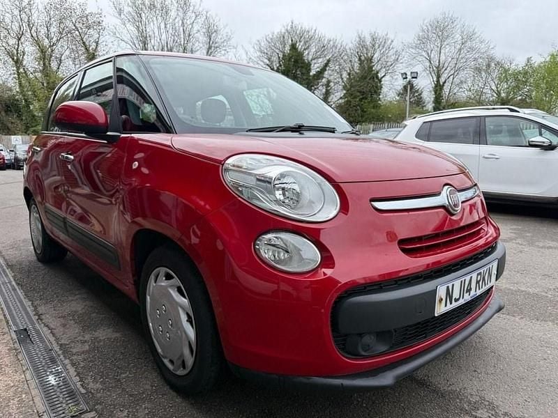Used Fiat 500L Easy 95 HP (69 kW) 2014 Red MPV