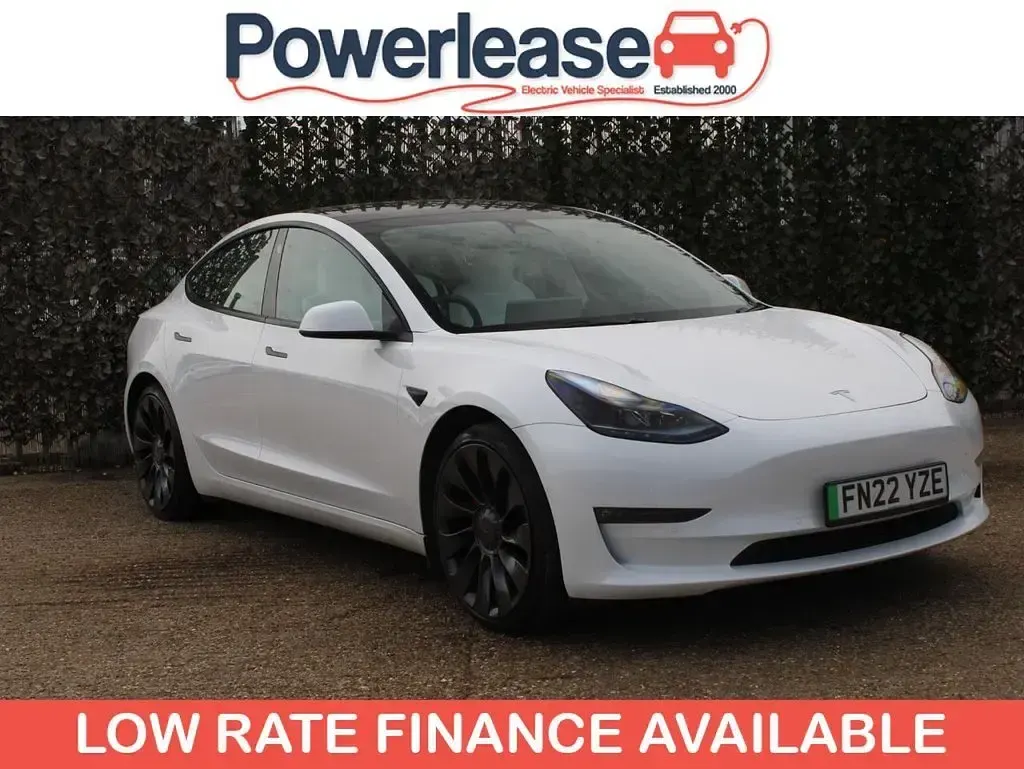 Used Tesla Model 3 Performance 82 kW (112 HP) 2022 White Sedan