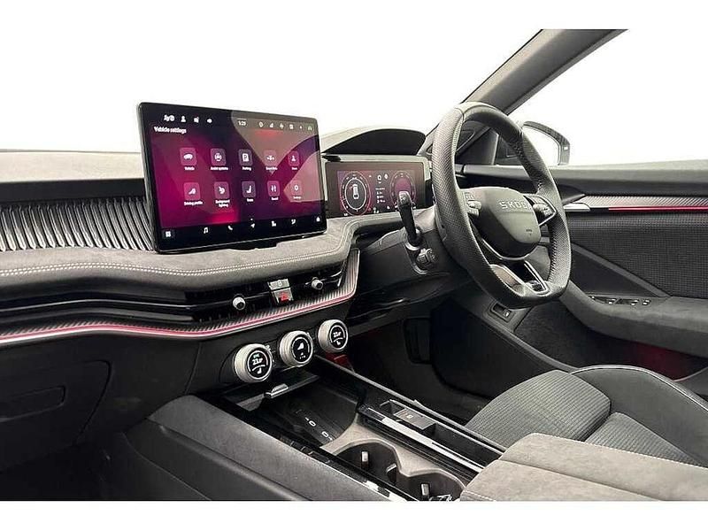 Used Skoda Superb SportLine 150 HP (110 kW) 2025 Midnight black metallic Estate