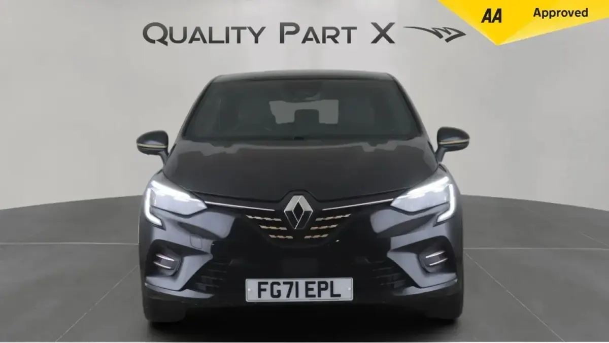 Usado Renault Clio V SE 90 HP (66 kW) 2021 Preto Citadino