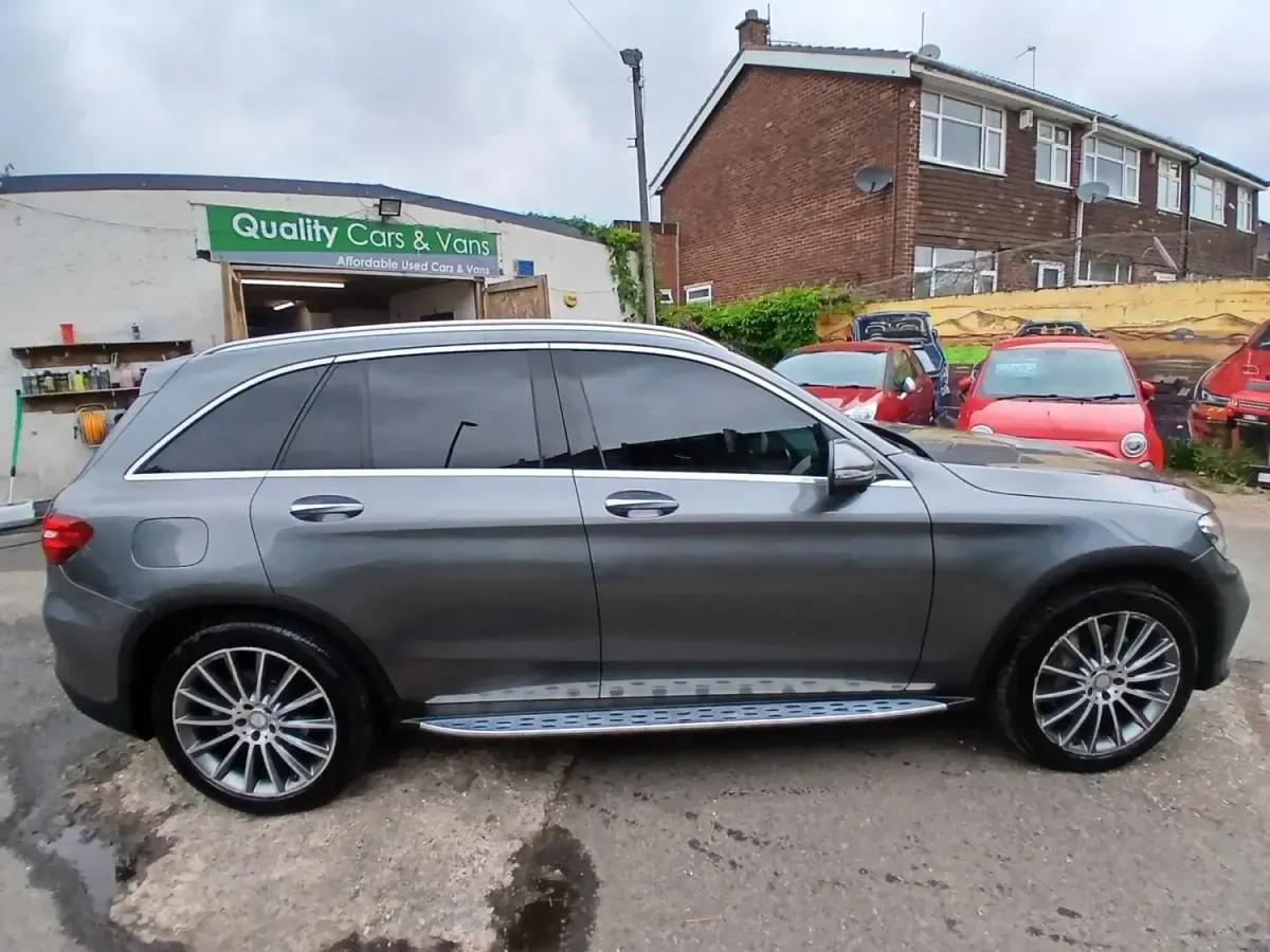 Usado Mercedes GLC250 AMG line 2016 Cinzento Carrinha