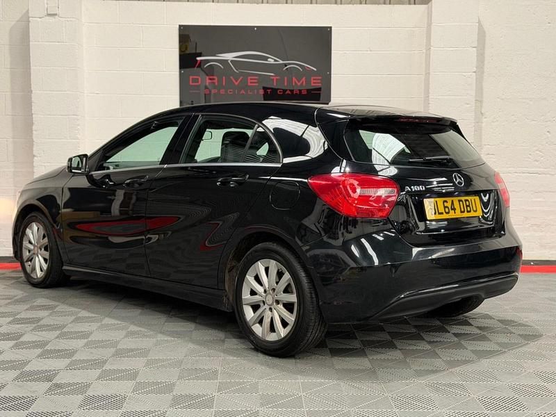 Used Mercedes A180 SE 2014 Black Hatchback