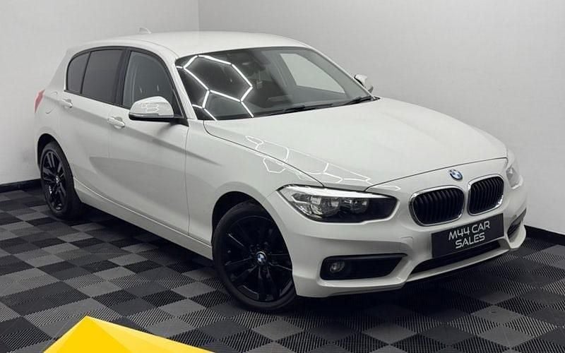 Used 2017 BMW 118 Comfort Edition Hatchback | £9,250 (Good price) - Image 1/2