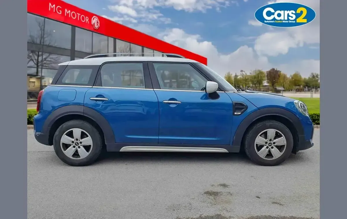 Used Mini Cooper Countryman Classic 134 HP (98 kW) 2022 Blue SUV