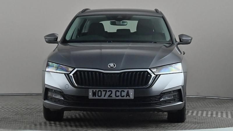 Used Skoda Octavia SE Technology 110 HP (80 kW) 2023 Grey Estate