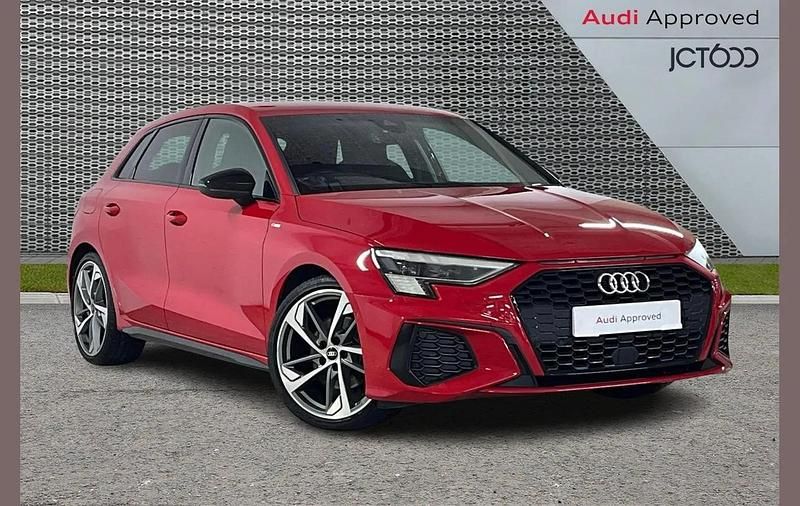 Used Audi A3 Comfort 147 HP (108 kW) 2020 Red Hatchback
