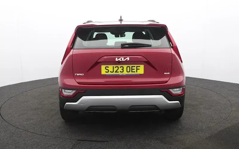 Used Kia Niro 141 HP (103 kW) 2023 Red SUV