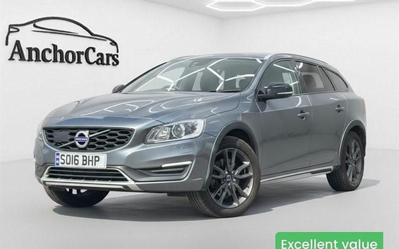 Used Volvo V60 CC 190 HP (139 kW) 2017 Estate