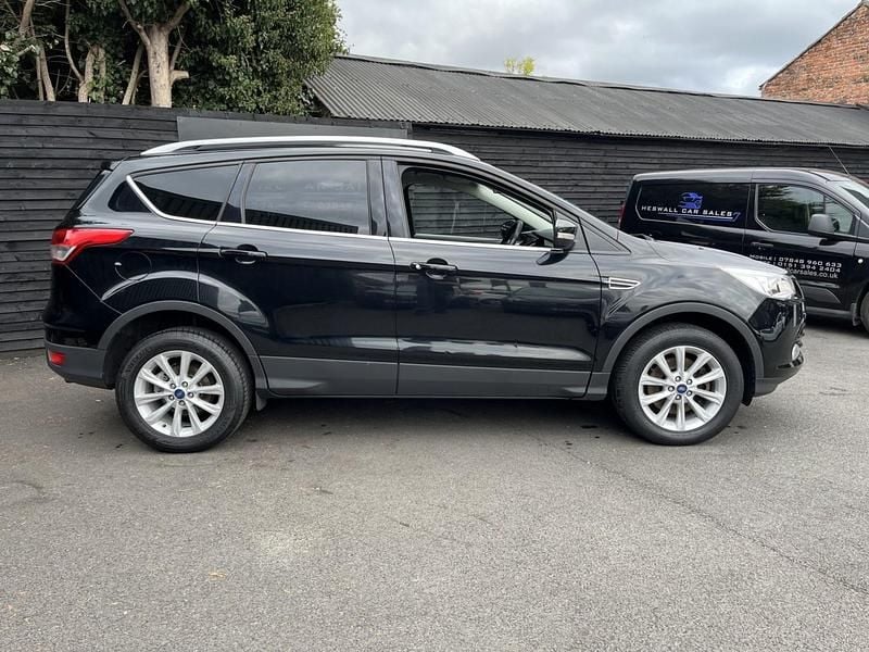 Used Ford Kuga Titanium 180 HP (132 kW) 2015 Black SUV