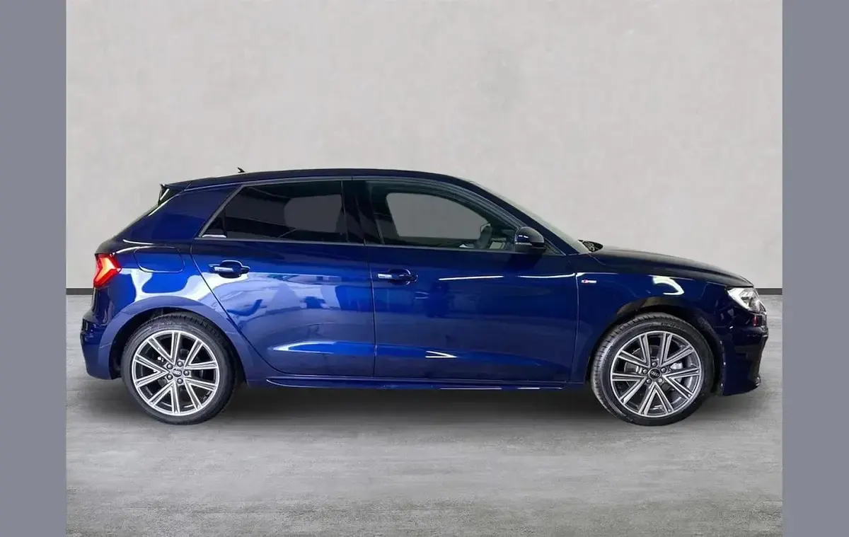 Used Audi A1 S-Line 113 HP (83 kW) 2026 Blue SUV