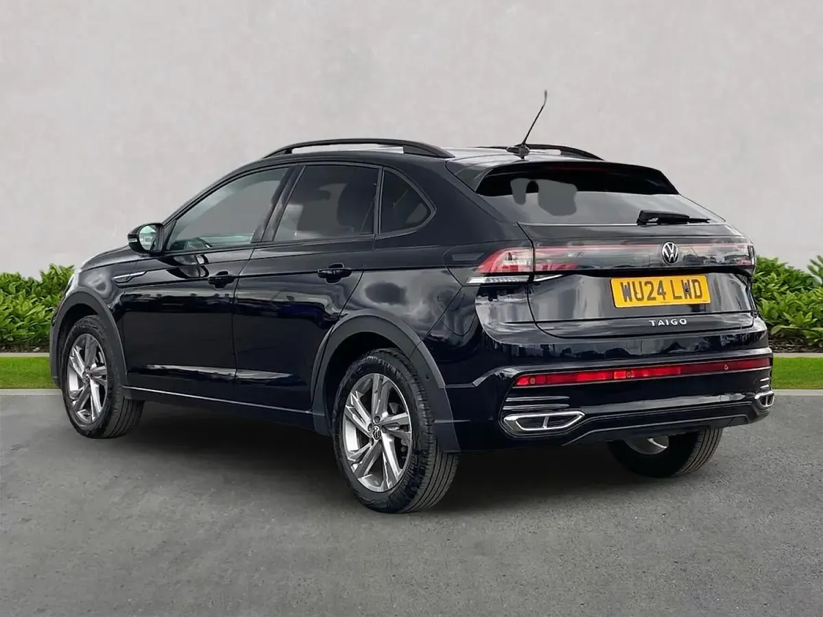 Used VW Taigo R-line 110 HP (80 kW) 2024 Black SUV