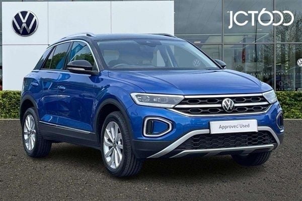 Blue Used 2022 VW T-Roc Style SUV | £19,150 (Good price) - Image 1/4