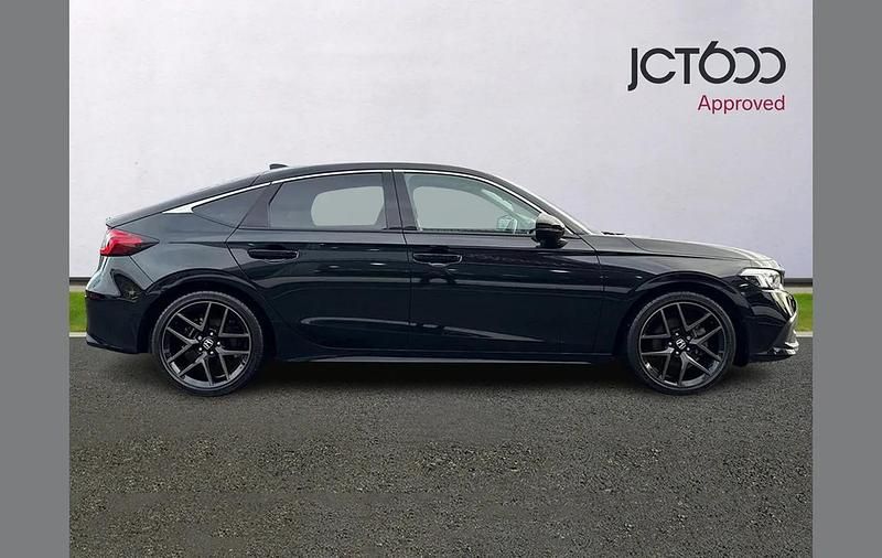 Used Honda Civic Advance 140 HP (102 kW) 2023 Black Hatchback