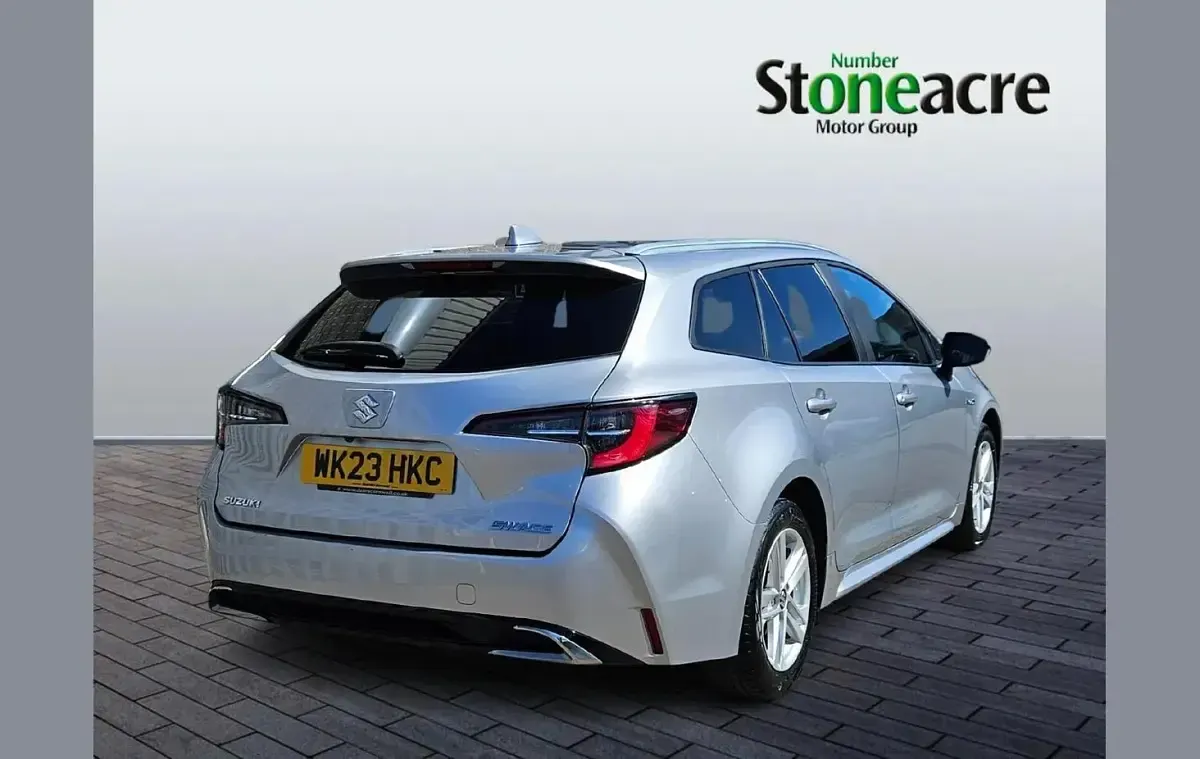 Used Suzuki Swace 140 HP (102 kW) 2023 Silver Estate