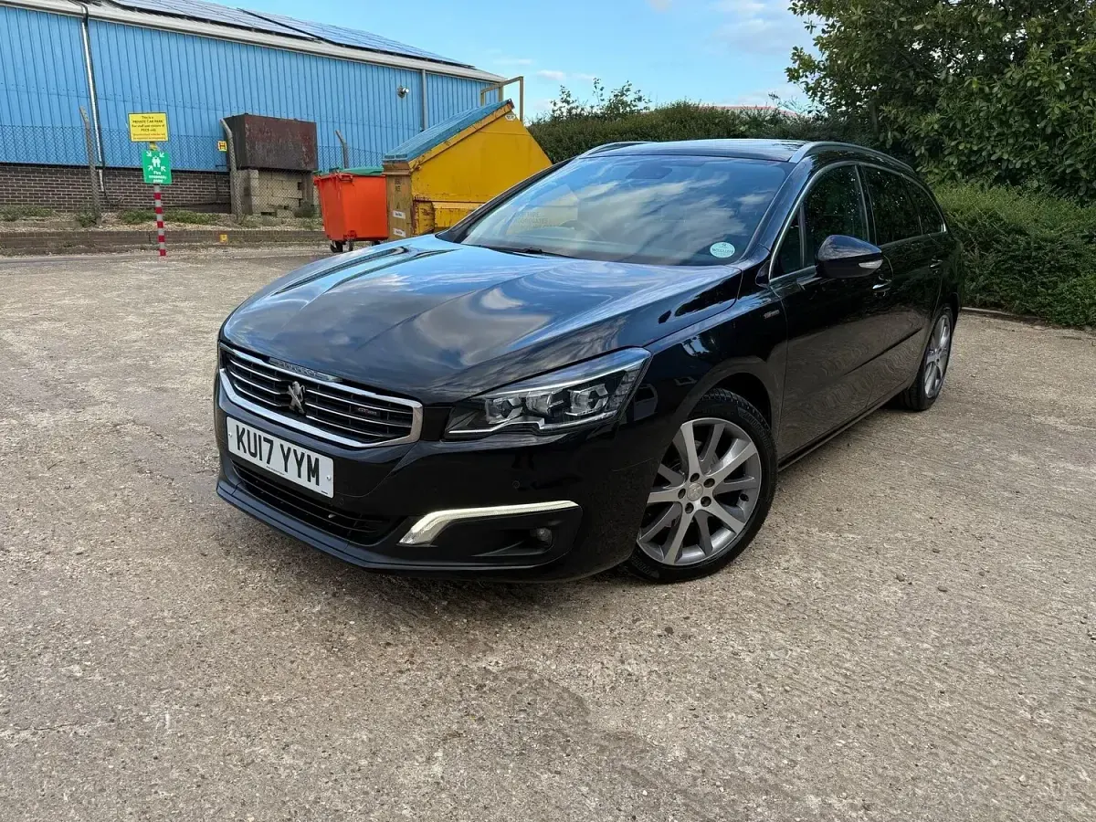 Used Peugeot 508 SW GT-line 150 HP (110 kW) 2017 Black Estate