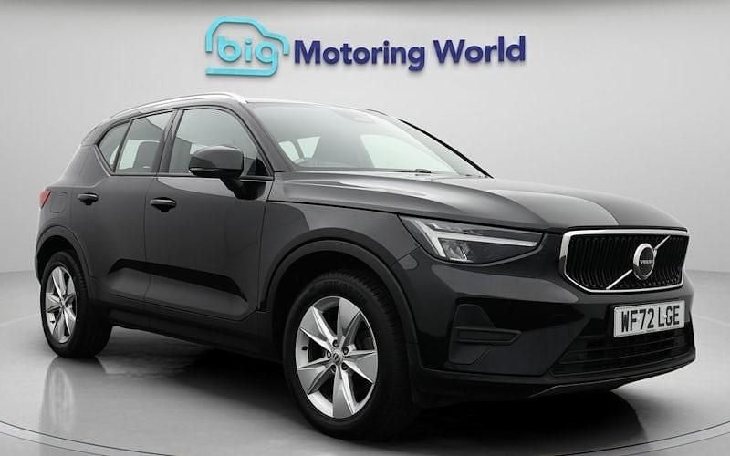Used 2025 Volvo XC40 Core SUV | £21,400 (Good price) - Image 1/4