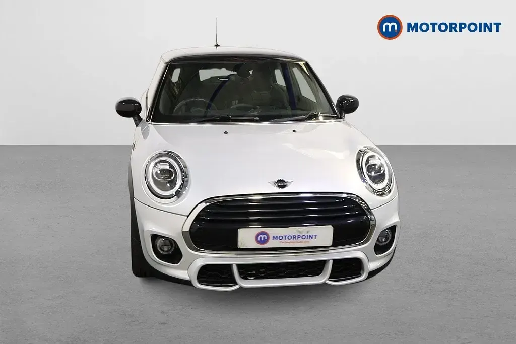 Usado Mini Cooper Hatch 2019 Plateado Utilitario